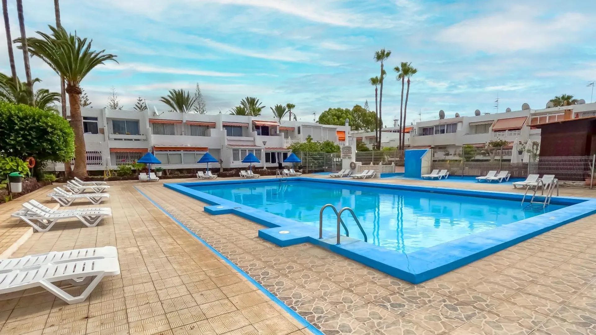 Elegant And Cozy Studio With Pool Chaparral 341 Costa Del Silencio Apartment